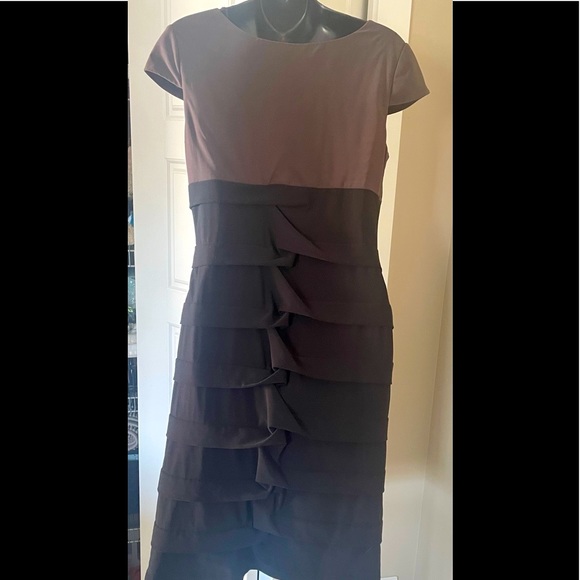 Adrianna Papell conservative dress - Picture 3 of 8